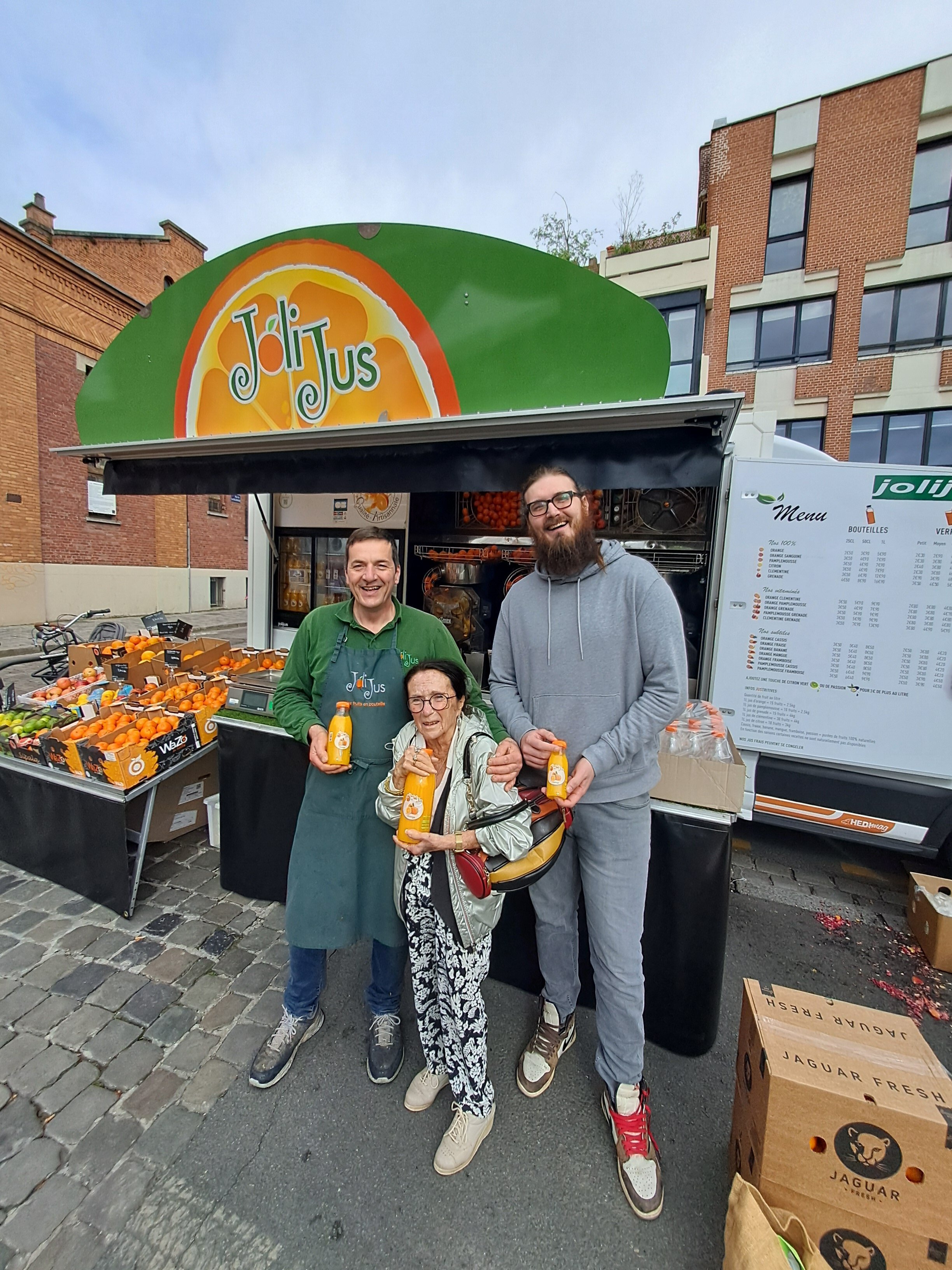 Juice Truck Jolijus en service